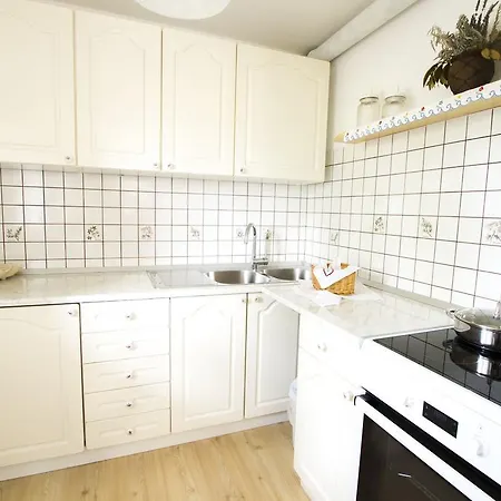 Landhuis Srcek With Two Bedrooms And Vineyard View *